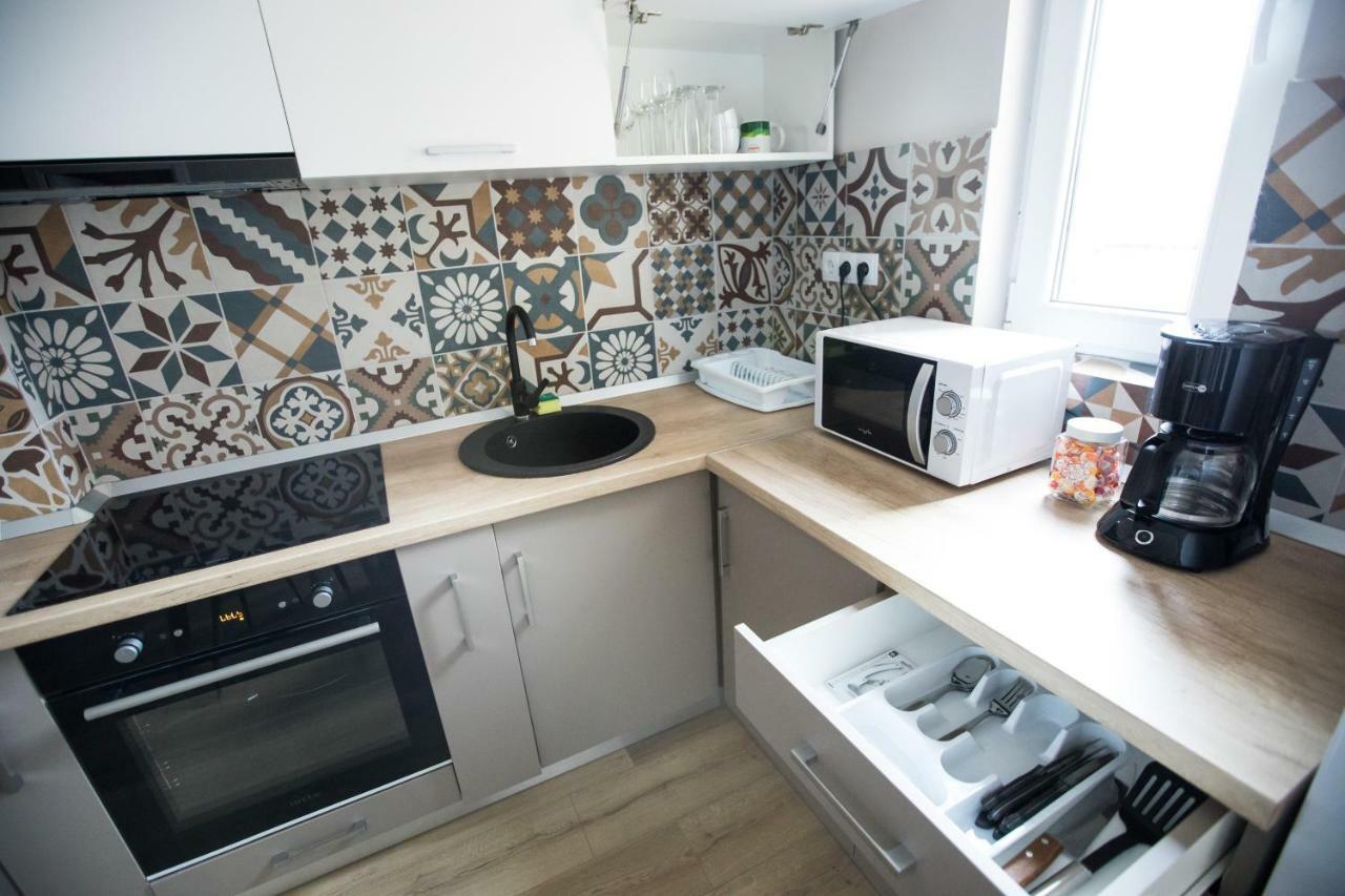 Sunshine Apartament Targu Mures Ngoại thất bức ảnh